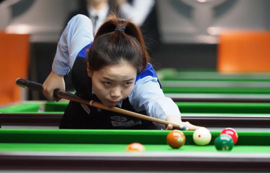 值集中在三 值集中在三